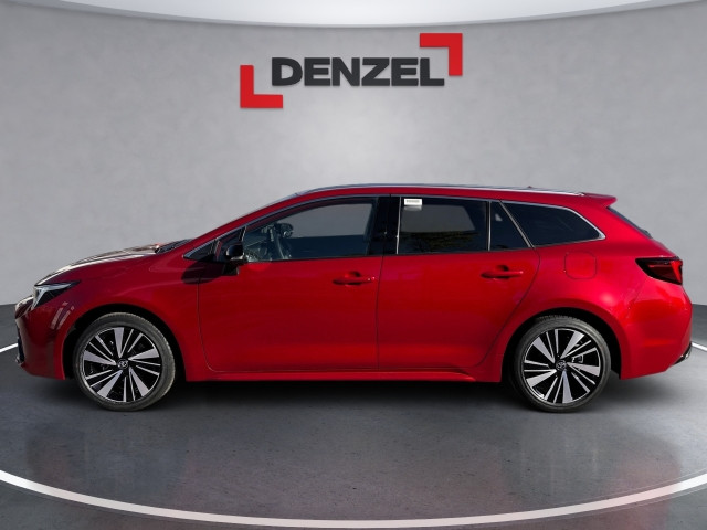 Bild 1: Toyota Corolla 1,8 l Hybrid TS,  Teamplayer