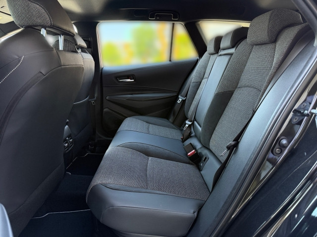 Bild 8: Toyota Corolla 1,8 l Hybrid TS,  Teamplayer