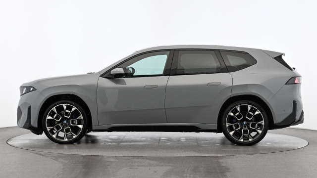 Bild 3: BMW iX3 50 xDrive NA5