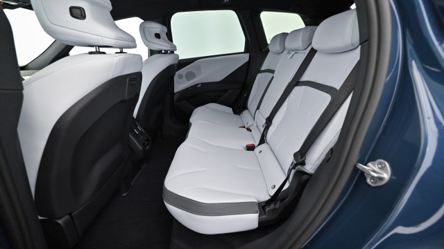 Bild 16: BMW iX3 50 xDrive NA5