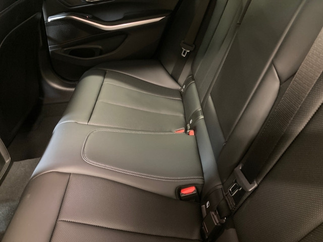 Bild 15: BMW 330e Limousine MX G20 XB1