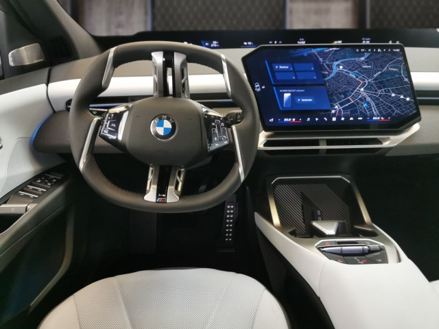 Bild 1: BMW iX3 50 xDrive NA5