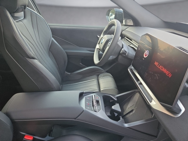 Bild 10: BMW iX3 50 xDrive