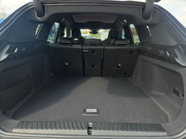 Bild 12: BMW iX3 50 xDrive