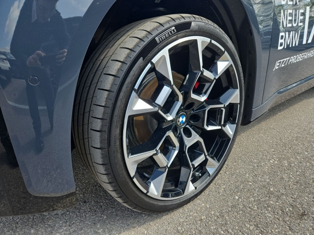 Bild 7: BMW iX3 50 xDrive