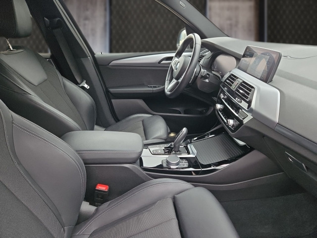 Bild 9: BMW X3 xDrive30e PHEV Au