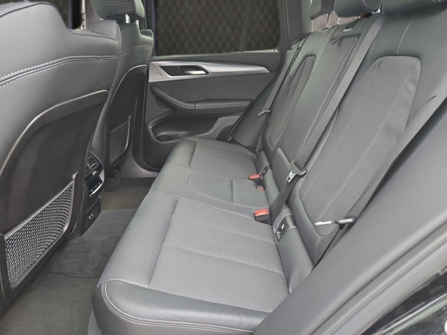 Bild 12: BMW X3 xDrive30e PHEV Au