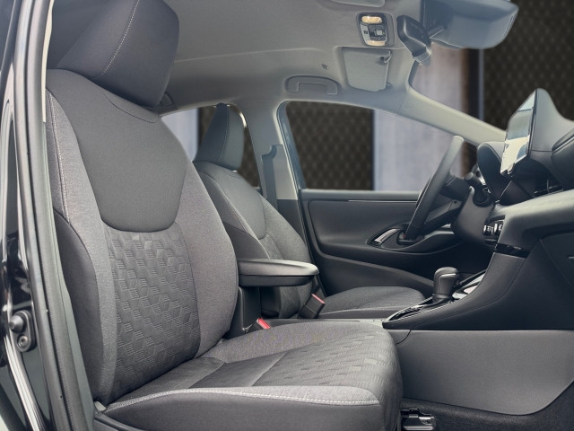 Bild 6: Toyota Yaris 1,5 116PS Active Drive + Comfort Paket + Safety Paket