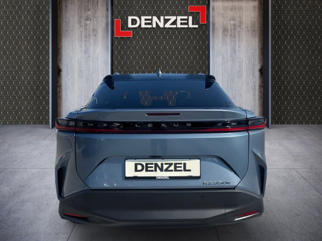Bild 2: Lexus RZ 350e  Executive