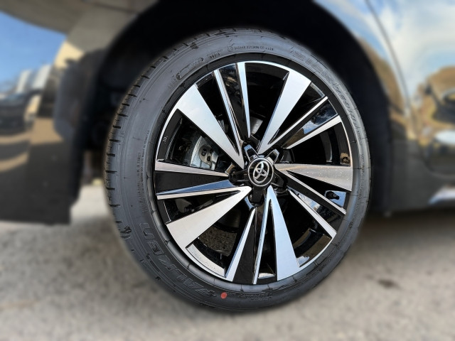 Bild 4: Toyota Corolla 1,8 l Hybrid TS,  Teamplayer