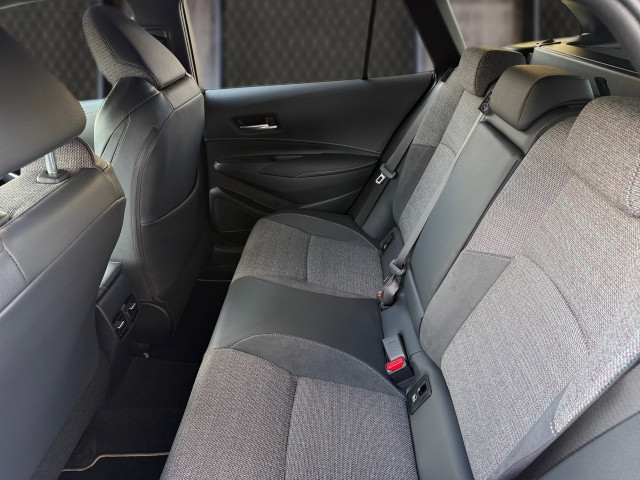 Bild 8: Toyota Corolla 1,8 l Hybrid TS,  Teamplayer