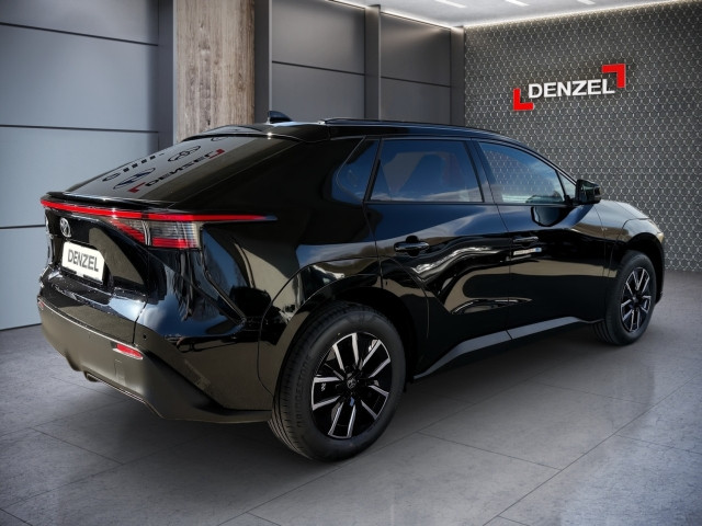 Bild 3: Toyota bZ4X BEV 165kW 4x2  Active Drive