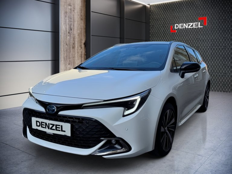 Bild 1: Toyota Corolla 1,8 l Hybrid TS,  Teamplayer