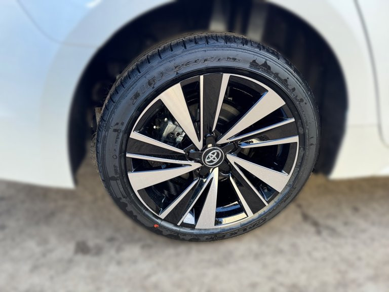 Bild 4: Toyota Corolla 1,8 l Hybrid TS,  Teamplayer