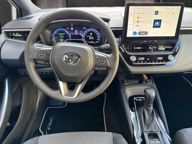 Bild 6: Toyota Corolla 1,8 l Hybrid TS,  Teamplayer