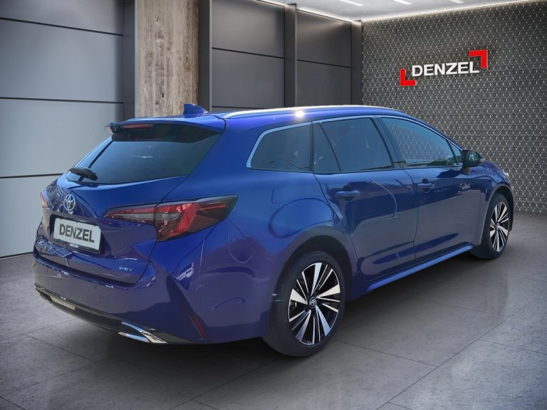 Bild 3: Toyota Corolla 1,8 l Hybrid TS,  Teamplayer