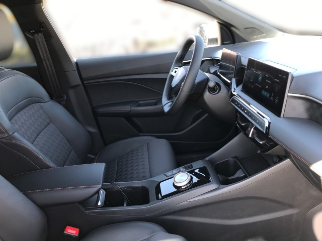 Bild 12: MG MG3 1,5 HEV Luxury MY25.5 Österreich Paket