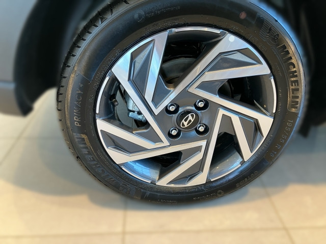 Bild 4: Hyundai Bayon GO Plus 1.0 T-GDI DCT