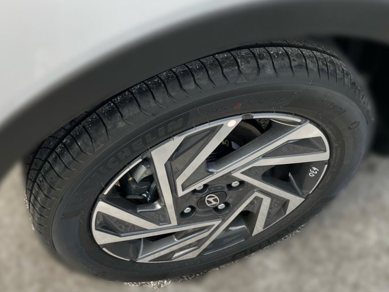 Bild 3: Hyundai Bayon GO Plus 1.0 T-GDI DCT