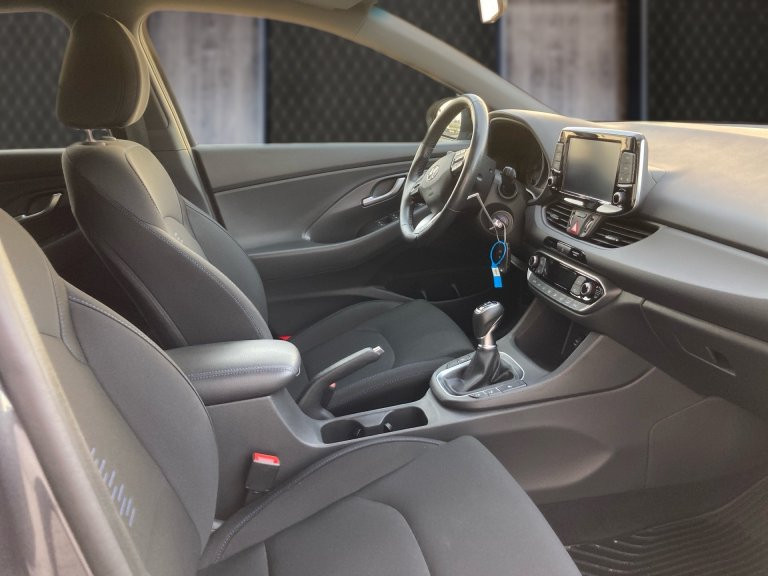 Bild 10: Hyundai i30 CW 1,0 T-GDI GO!