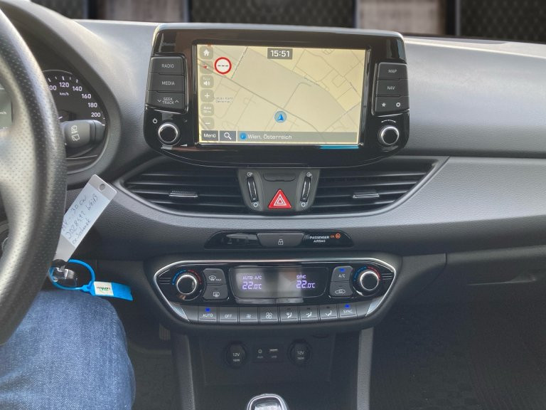 Bild 12: Hyundai i30 CW 1,0 T-GDI GO!