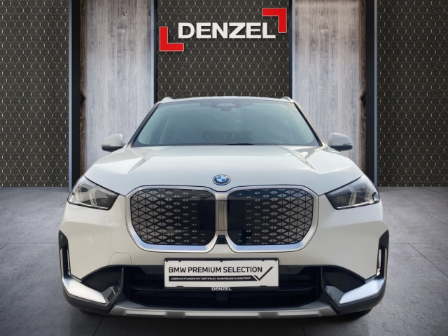 Bild 12: BMW iX1 eDrive20 U11