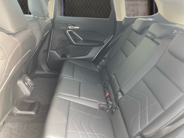 Bild 8: BMW iX1 eDrive20 U11