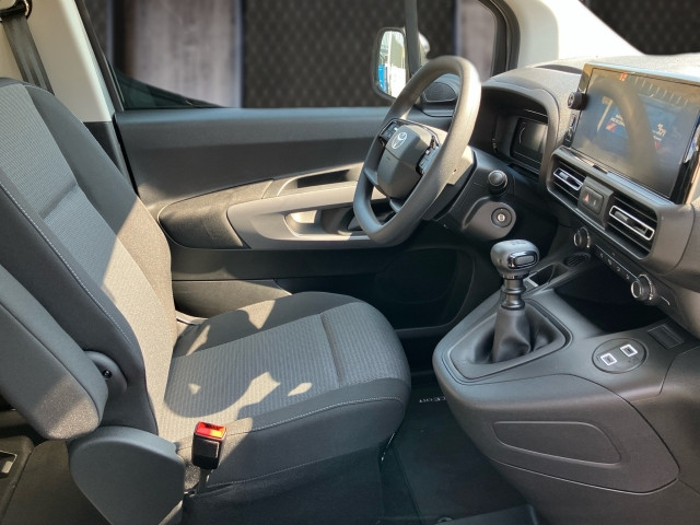 Bild 5: Toyota Proace City Verso 1,5l 100PS Shuttle L1