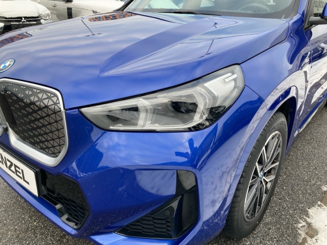 Bild 11: BMW iX1 xDrive30 U11