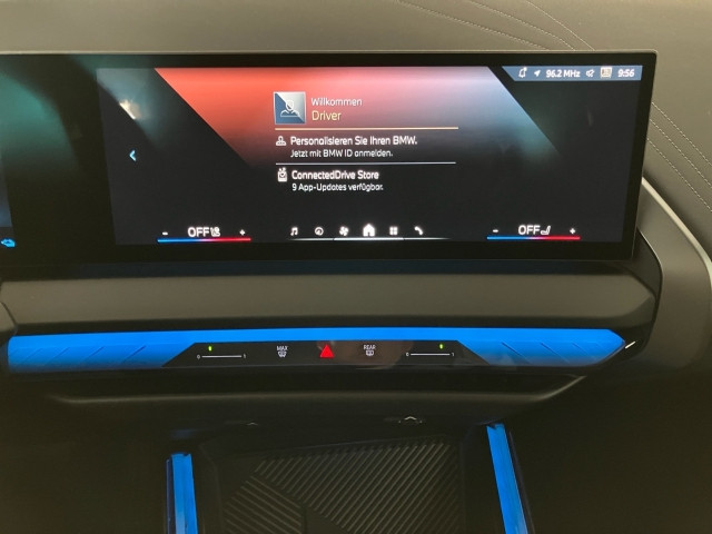 Bild 2: BMW X3 xDrive30e G45 XB1