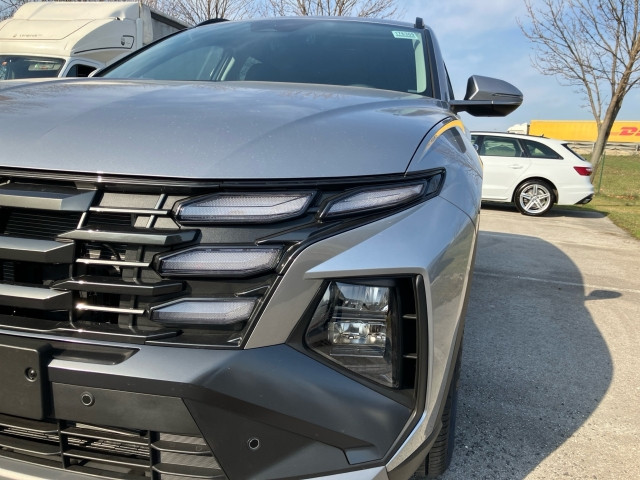 Bild 12: Hyundai Tucson NX4 Jubile 1,6 T-GDi HEV 2WD AT