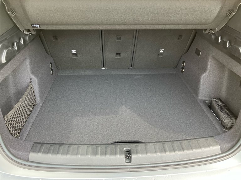 Bild 11: BMW iX1 xDrive30 U11