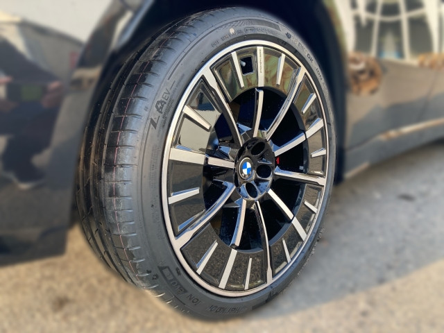 Bild 4: BMW iX3 50 xDrive