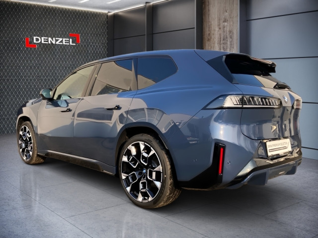 Bild 2: BMW iX3 50 xDrive