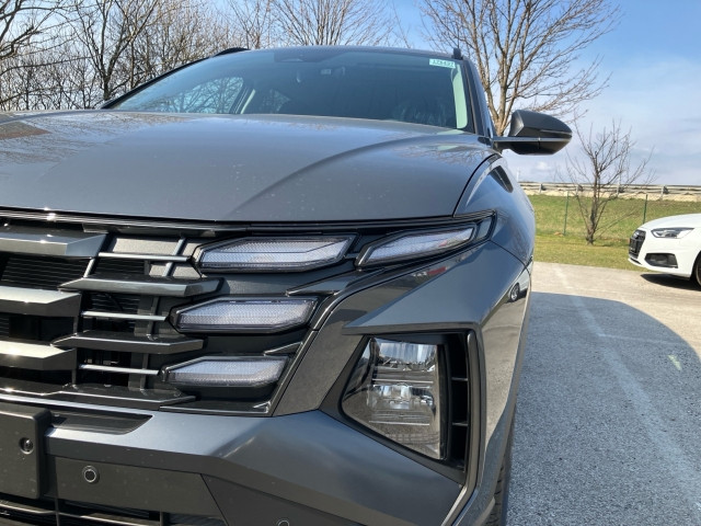 Bild 3: Hyundai Tucson NX4 Jubile 1,6 T-GDi HEV 2WD AT