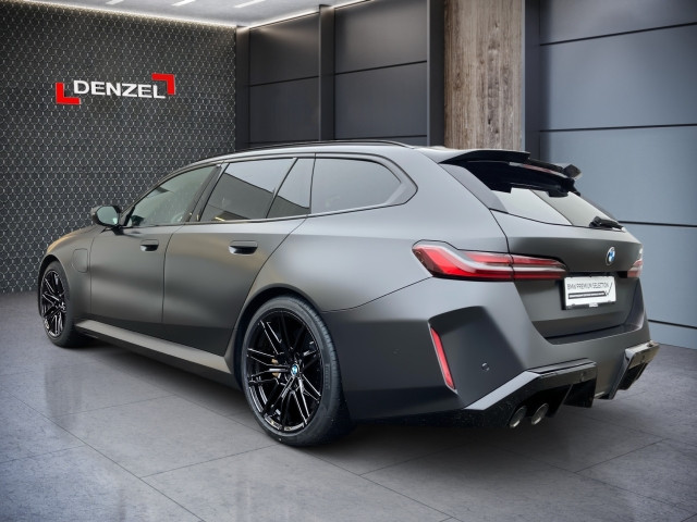 Bild 2: BMW M5 Touring