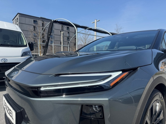 Bild 11: Toyota C-HR+  BEV 2  4x4 Lounge ECV