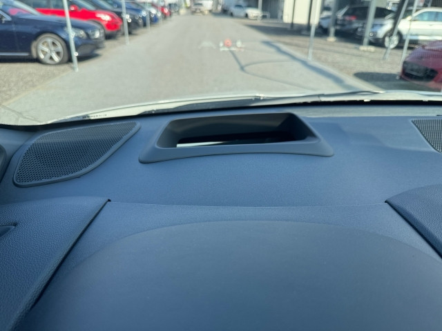 Bild 9: Toyota Yaris 1,5 130PS GR-Sport + Safety Paket + Infotainment Paket