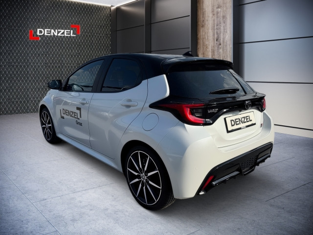Bild 13: Toyota Yaris 1,5 130PS GR-Sport + Safety Paket + Infotainment Paket