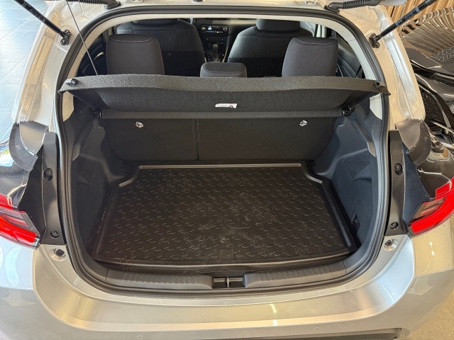 Bild 11: Toyota Yaris 1,5 116PS Active Drive + Comfort Paket + Safety Paket
