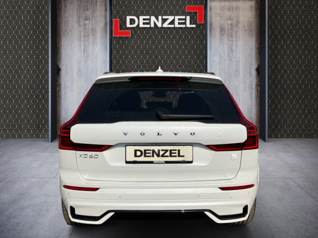 Bild 10: VOLVO PKW XC60 Polestar Engineered, T8 AWD Plug-in Hybrid, Elektrisch/