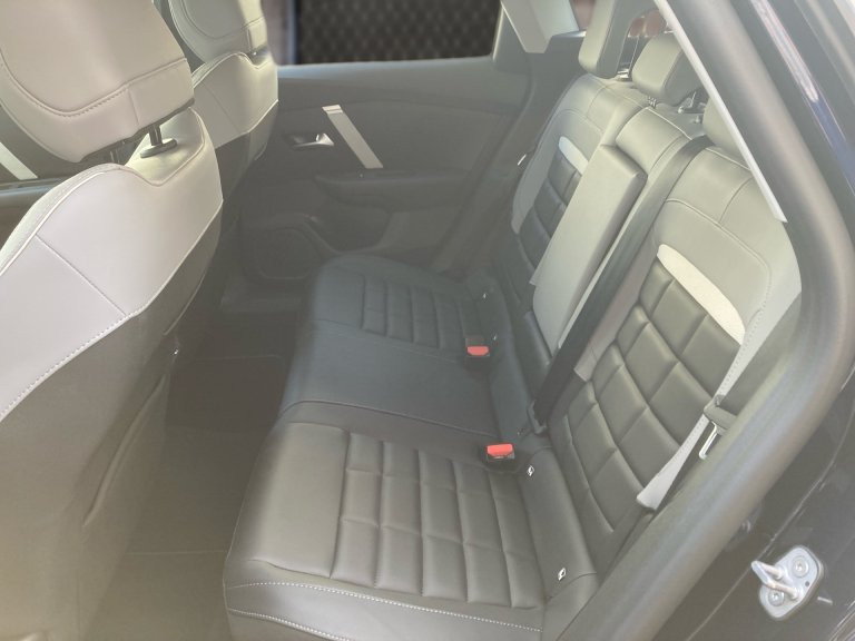 Bild 8: Citroen C4 130 S&S EAT8 Max