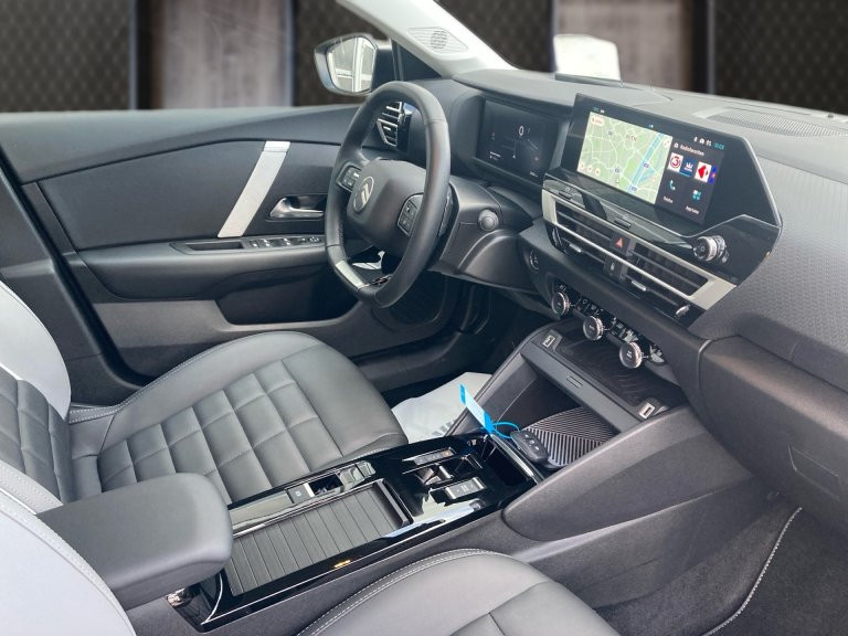 Bild 5: Citroen C4 PureTech 130 S&S EAT8 Max