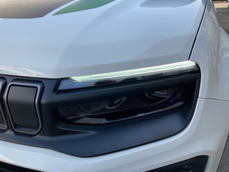 Bild 11: Jeep Avenger 1.2 T3 e-Hybrid 4ex Upland e-DCT6