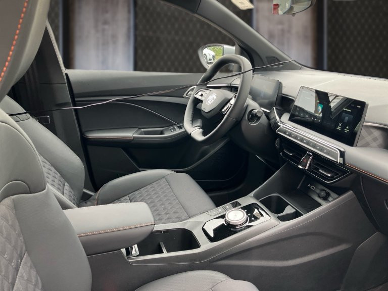 Bild 11: MG MG3 1,5 HEV Luxury MY25.5