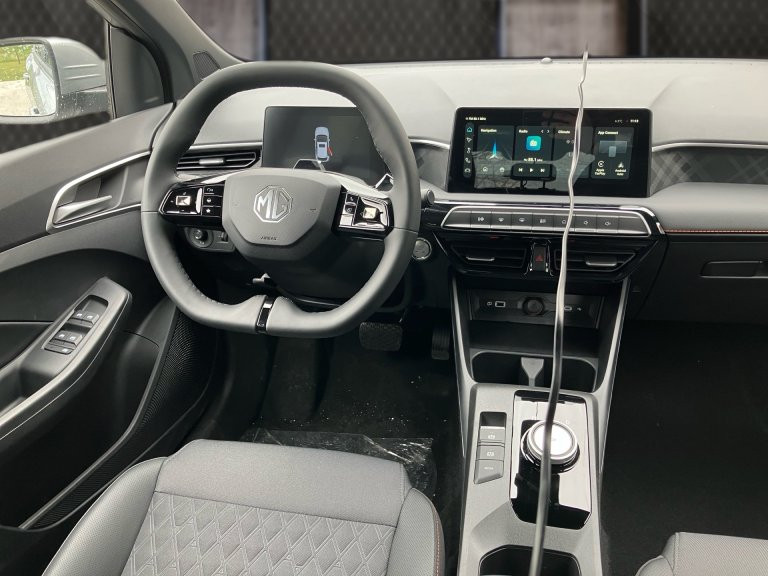 Bild 12: MG MG3 1,5 HEV Luxury MY25.5