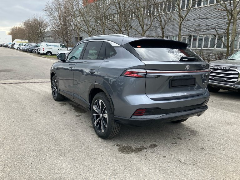 Bild 6: MG HS HEV Luxury Lenkradhzg. 25.5