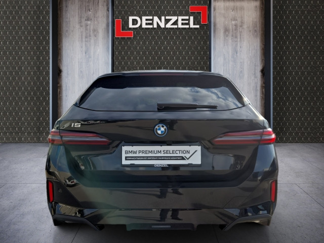 Bild 10: BMW i5 xDrive40 Touring
