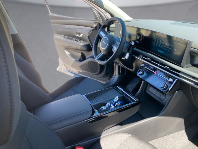 Bild 9: Hyundai Tucson NX4 Jubile 1,6 T-GDi HEV 2WD AT
