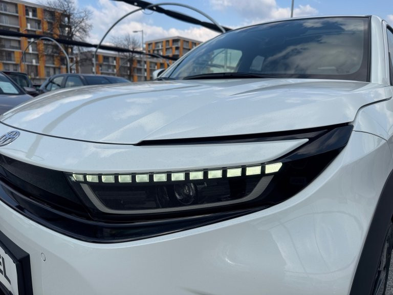 Bild 11: Toyota Urban Cruiser BEV 4x2 Lounge 128 kW